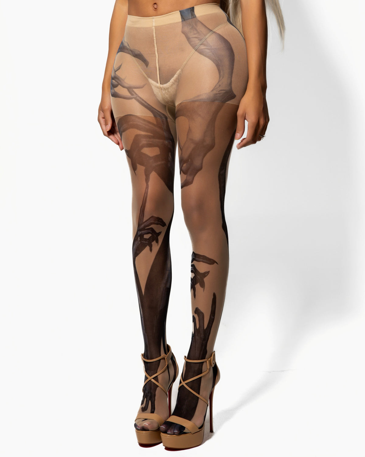 NUWA1997 Nuwa X Heav3n “Claw” stocking in beige-1 product view - alternate view